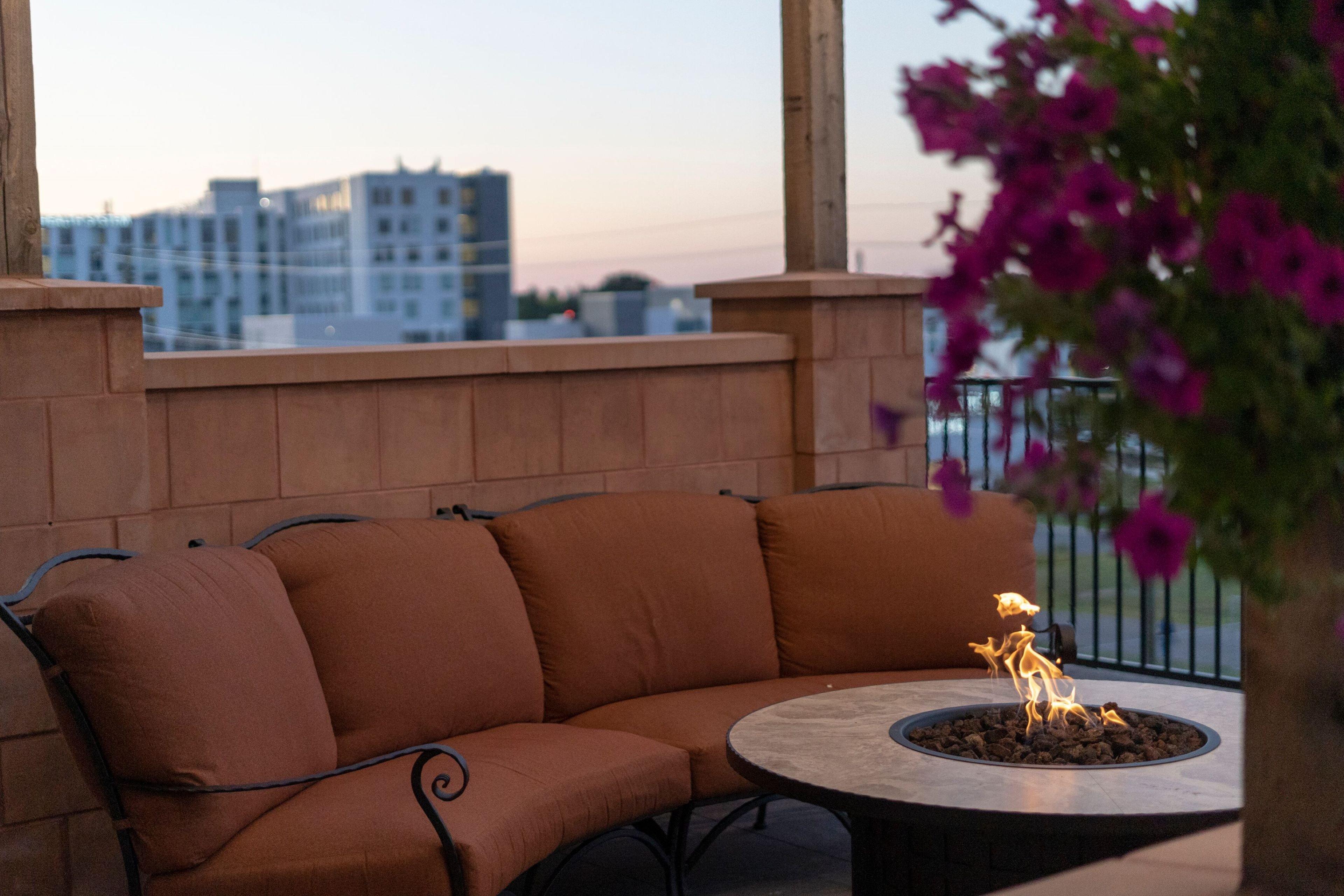 Staybridge Suites Marquette By Ihg Exterior foto